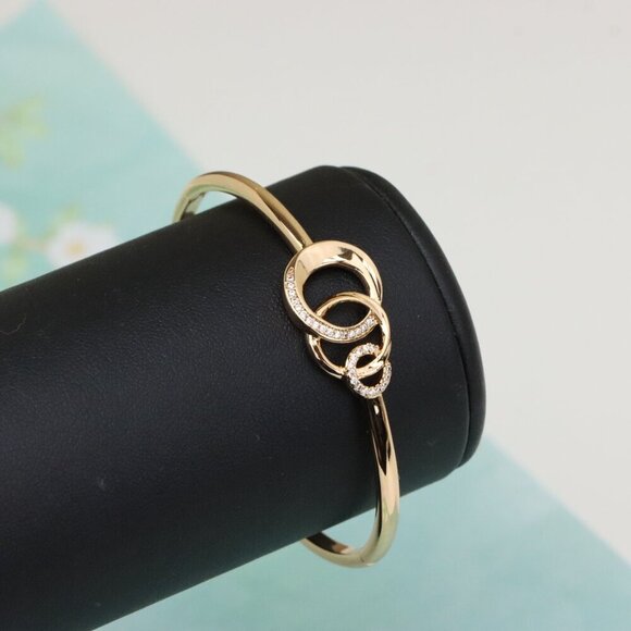 Elegant Triple Circle Rose Gold Bangle with Sparkling Stones, XPBL0493 - Picture 8 of 12